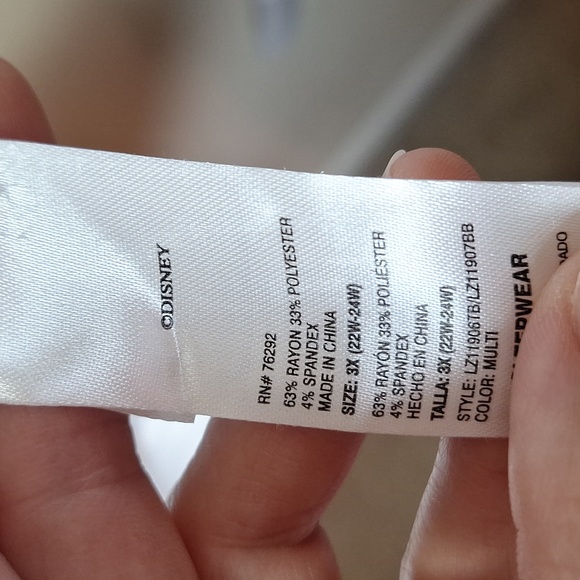 NWT Disney Mickey Mouse 2 Piece Set - Picture 4 of 8